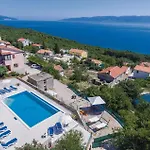 Апартаменты Stunning In With Wifi Лабин