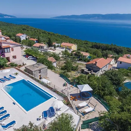 Apartmán In With House Sea View Labin (Istria)